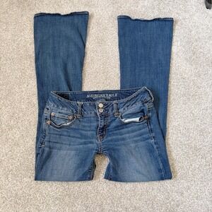 2000's American Eagle Flare Low Rise Jeans — Size 4